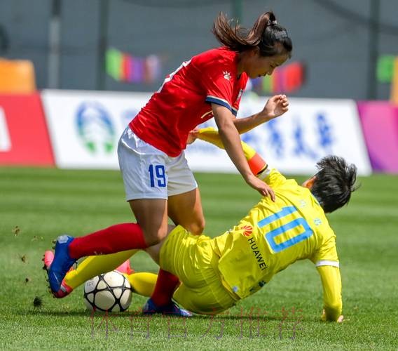 敢热爱 耀出色 | 2019女超联赛第五轮 江苏苏宁女足取五连胜 敢热爱 耀出色 | 2019女超联赛第五轮 江苏苏宁女足取五连胜