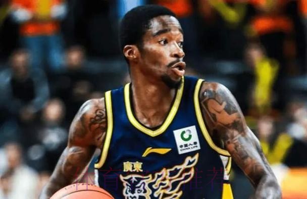 广东三外配置太完美!奎因萨姆纳双能卫猛攻,萨林杰关键球收割! 广东三外配置太完美!奎因萨姆纳双能卫猛攻,萨林杰关键球收割!